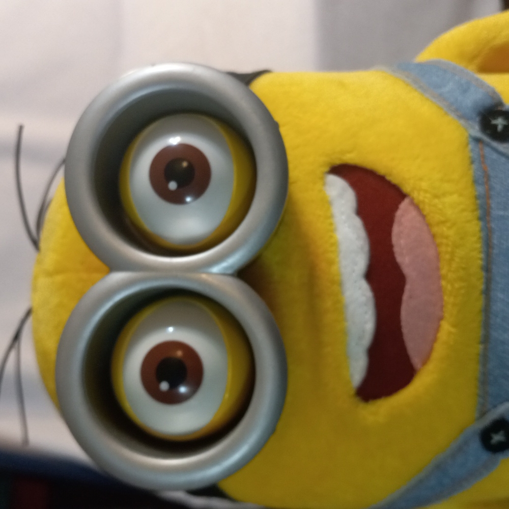 Minion "2 - Picture 4 of 5